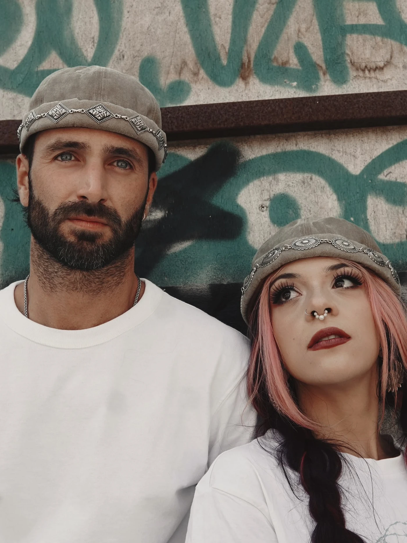 Couple portant les dockers Esprit Docker